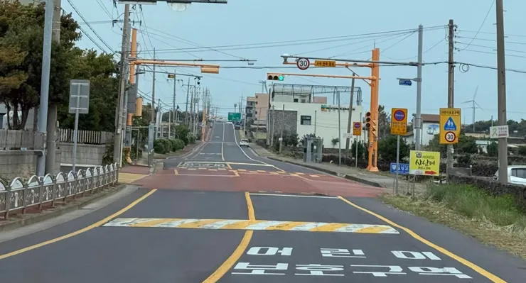 遍佈濟州島的超速攝影機與減速丘