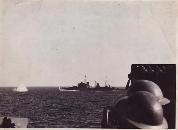 曼徹斯特號在此戰役中遭到義大利船隻的砲擊 （圖片取自謝菲爾德號輕巡）