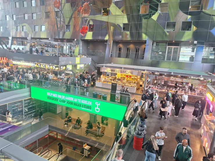 △上方住宿、下方賣場的設計很方便