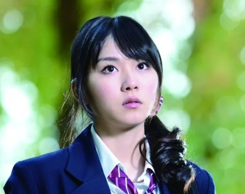 野崎沙奈／松岡茉優 飾演