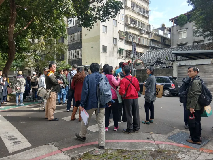 右一為提報人已故文史工作者沈沐蒼（筆者拍攝於2020年1月22日文資現勘）