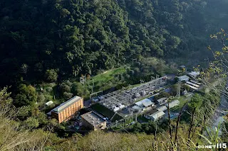 萬大發電廠位於幾乎與世隔絕的山谷中,可以想見當年工程運輸之困難