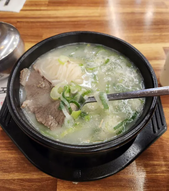 牛肉雪濃湯