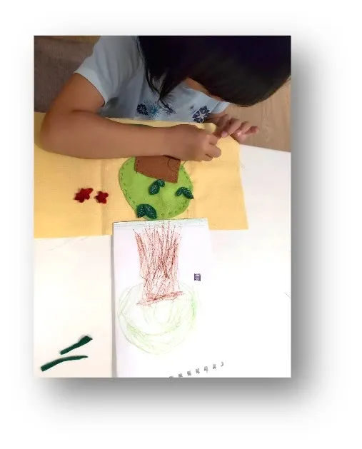 ▲縫製小一上課會用到的蠟筆蠟磗袋