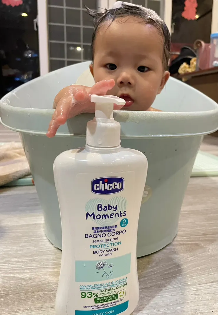 粉腸妹妹妳的小手在幹嘛!!