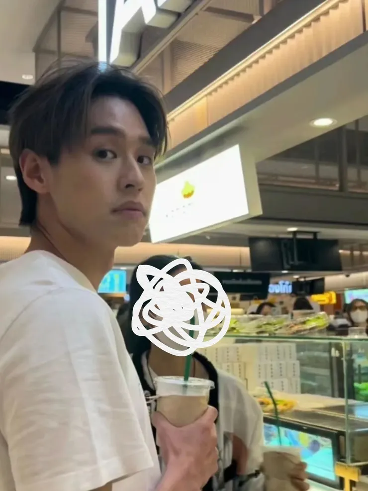 照片來源:不明(如果有知道這張照片源頭的人,再請告訴我)