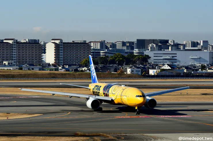 從B跑道轉入滑行道的主角