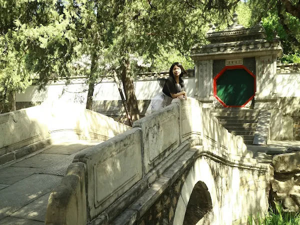 北京皇家園林頤和園湖景與古橋