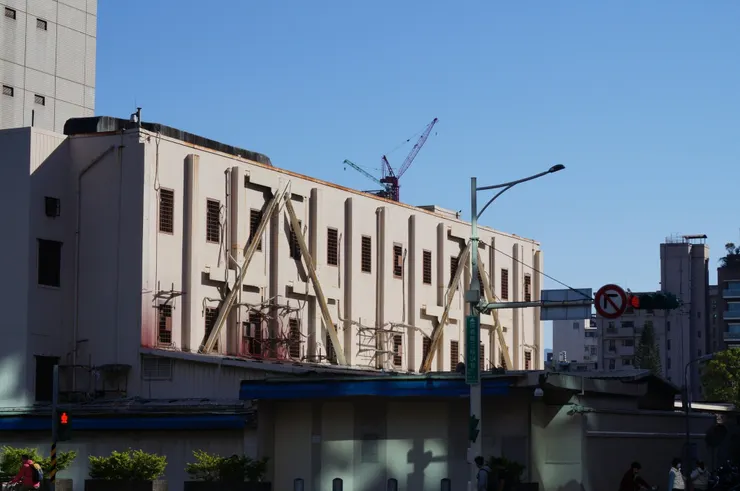 美國在台協會AIT 簽證大樓舊照。（2021年。筆者友人提供）