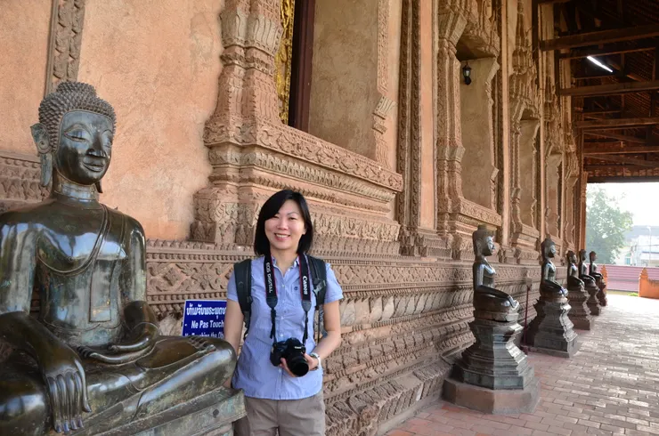 質樸的寺廟院落間