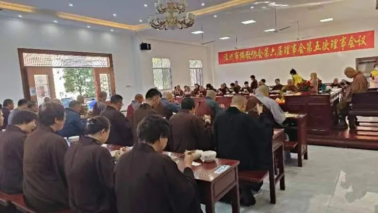 ▲福建漳州雲霄靈鹫寺 首屆精進佛七法會 引領信衆深入佛法（圖/漳州雲霄靈鹫寺提供）