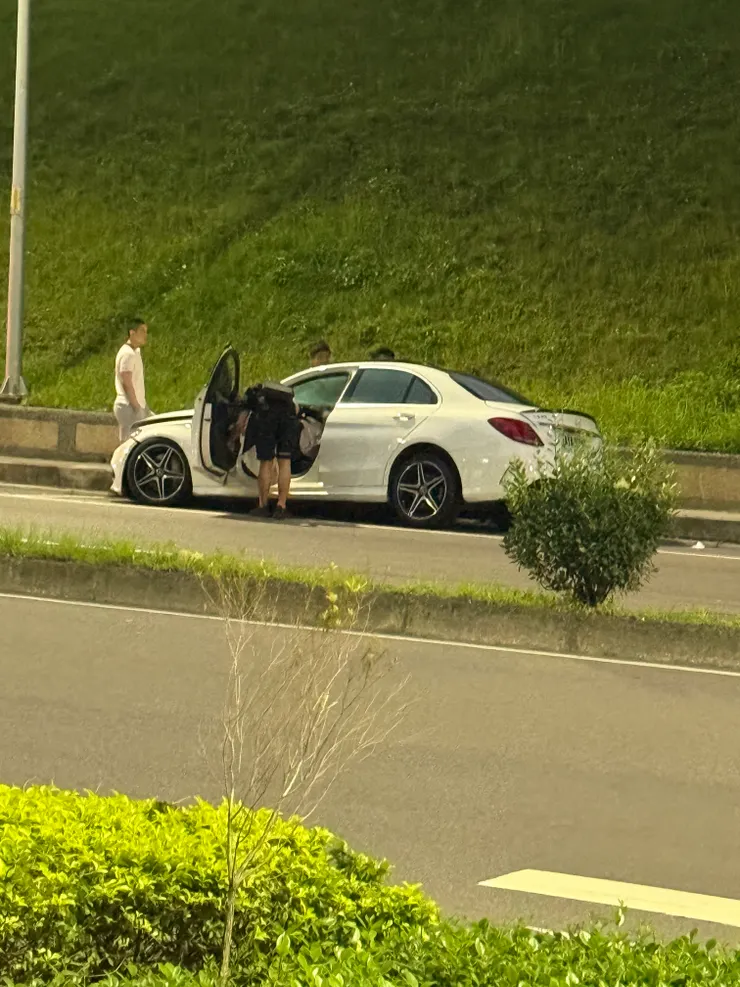 2026/04/16 89 在看撞壞的車