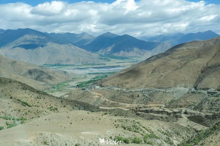 崗巴拉山盤山公路