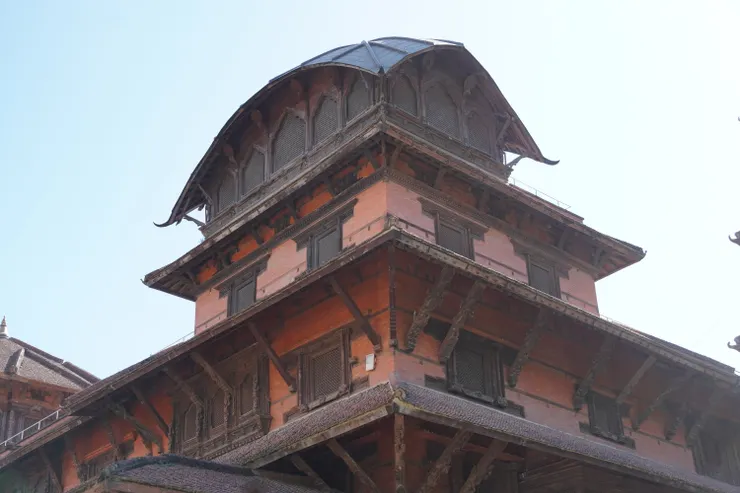 頂端的構造有畫龍點睛之妙，我特別喜歡那樣優美的弧度。