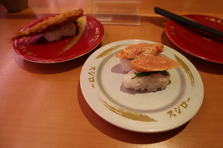 竹筴魚壽司，與比預期好吃的明太子壽司