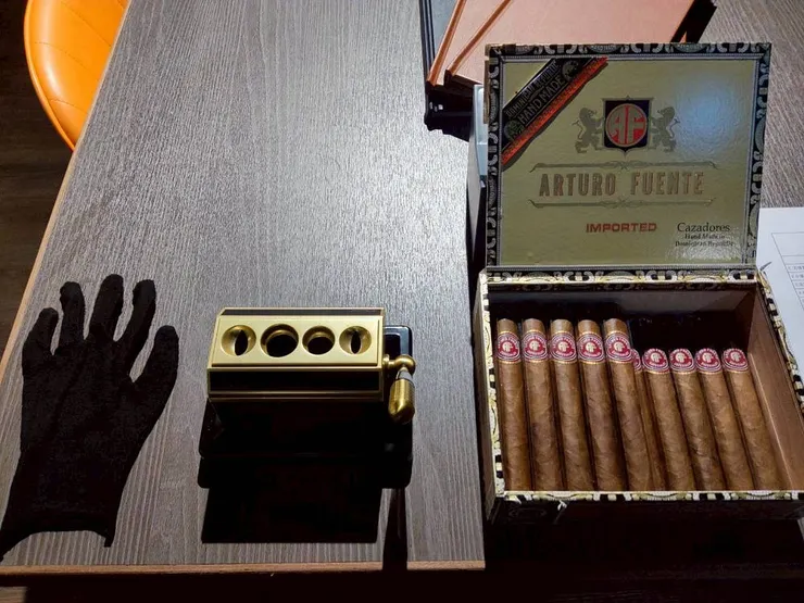 Arturo Fuente Cazadores雪茄