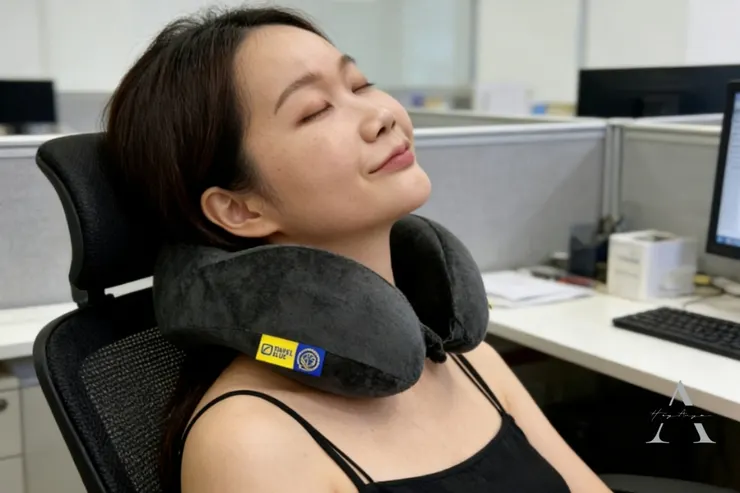 旅行頸枕推薦｜高鐵通勤＋飛機長途實測 Travel Blue