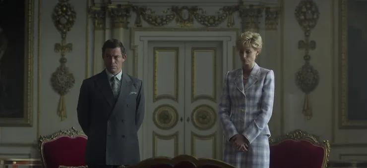 兩個人仍在同一個空間,卻再也無法靠近。