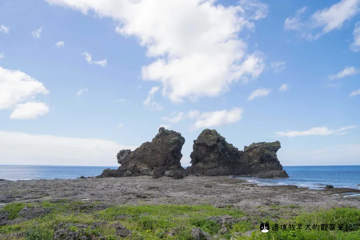 蘭嶼知名景點「雙獅岩」