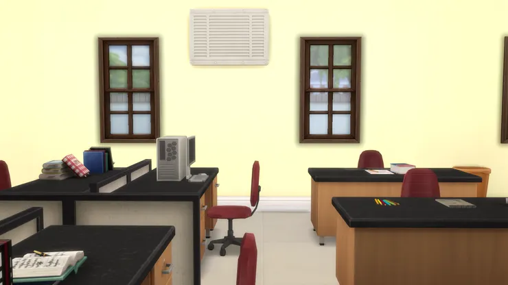 其實之前也說過，不會所有老師都會同一時間聚在教員室，所以沒想象中狹窄。