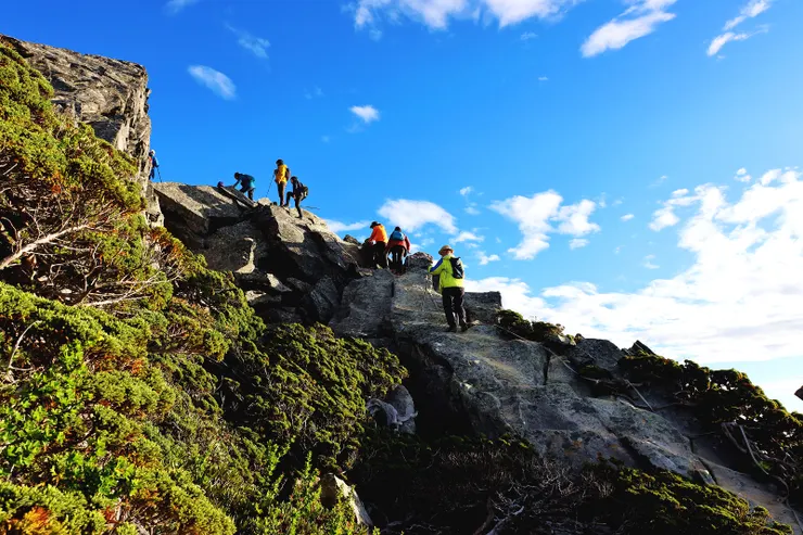 ▲登頂前的爬坡