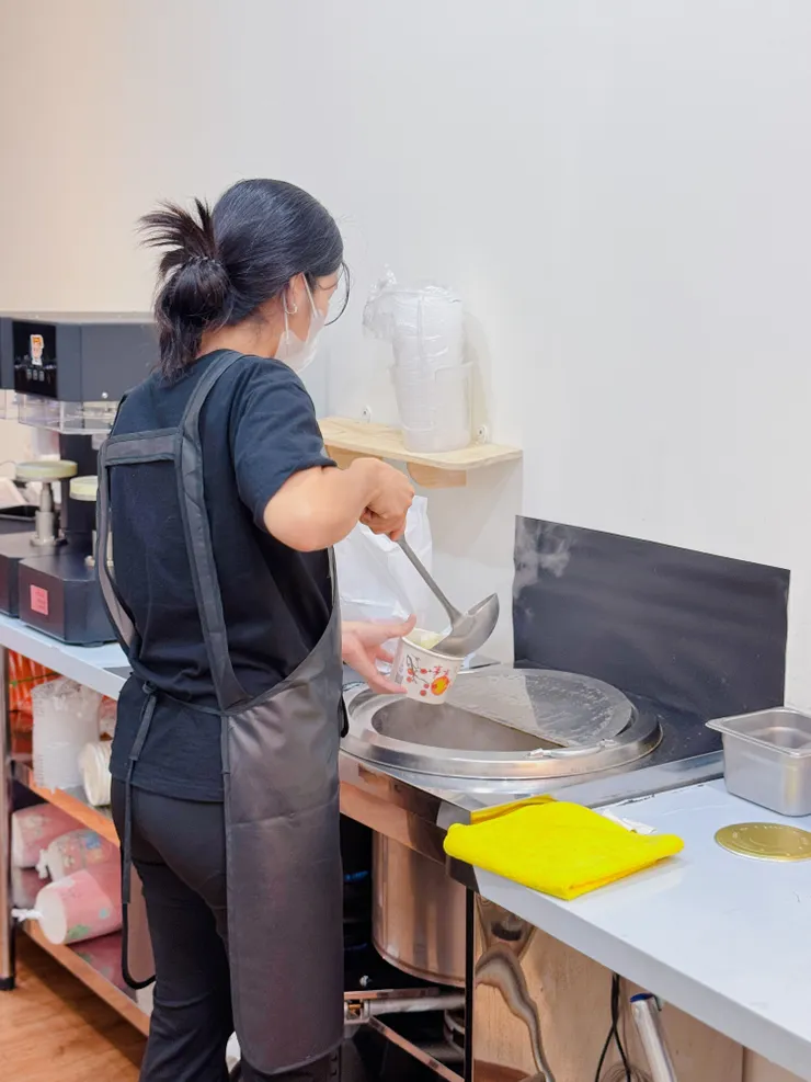 他們的味增湯蠻好喝的