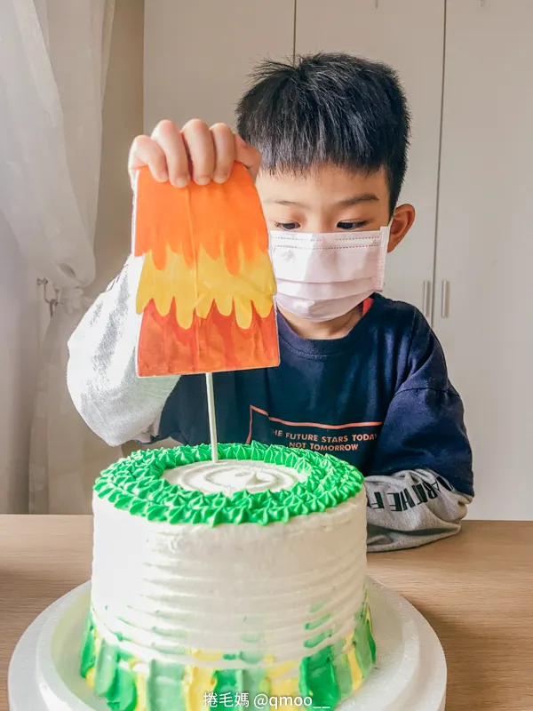 AR蛋糕 生日蛋糕 訂製蛋糕 翻糖蛋糕 敲敲蛋糕 星球蛋糕 蛋糕訂製 手工蛋糕 dessert365蛋糕 7