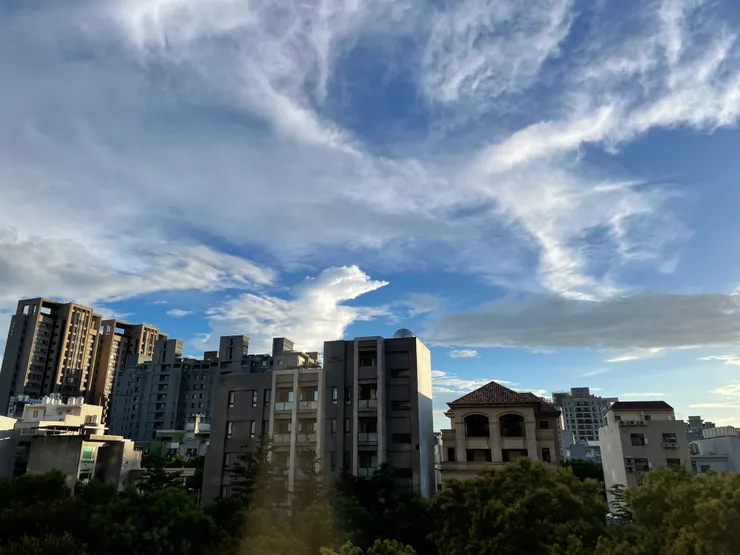 我居住的城市的天空