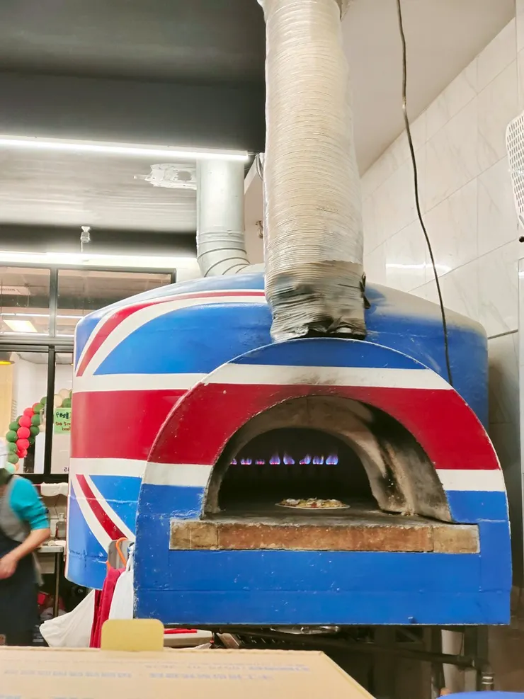 在醬醬披薩的慶生趴踢！台南手工披薩/生日親子餐廳推薦│窯烤披