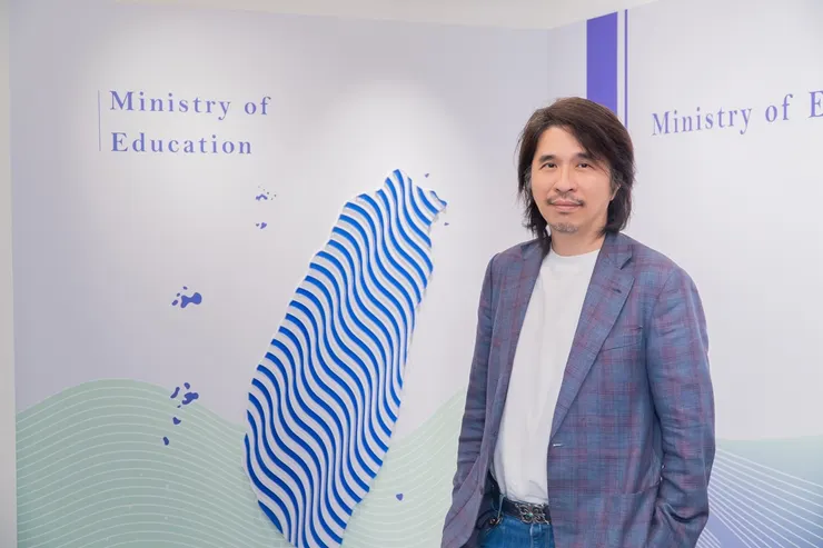 圖說：教育部次長葉丙成認為，要改善整個大環境，必須先從基礎教育開始著手。（資料來源：人物誌）