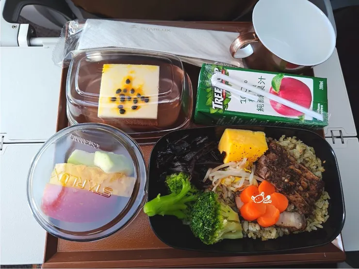 看起來平平無奇,但意外地合胃口。