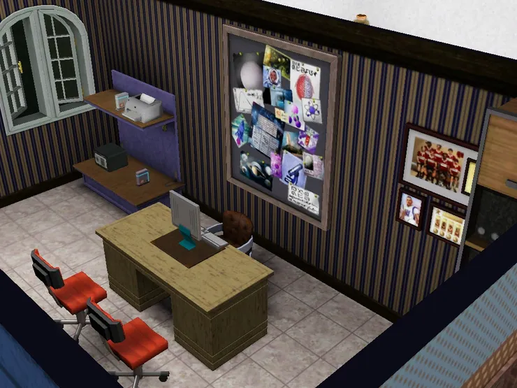 又回來店長室。這是店長辦公的地方。他有一半時間會在這裏做行政工作,其餘的時間會在收銀處。他說比較喜歡面對客人,但行政工作對店來說也相當重要。