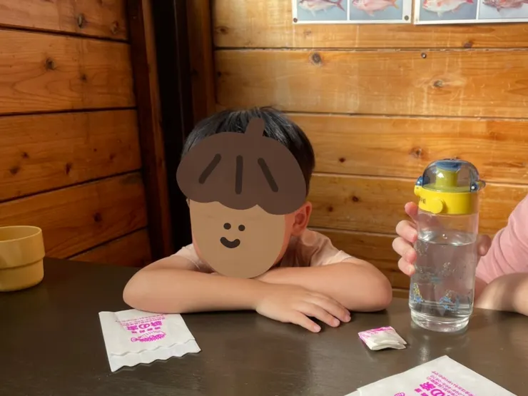 在濱の家很難過的昊(保護一下他的臉蛋)