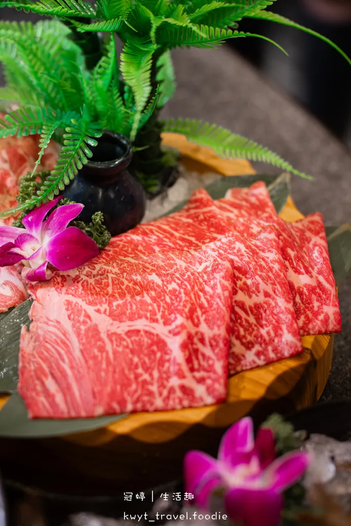 【泰滾泰式火鍋桃園店】當月壽星幾歲就送幾隻蝦!桃園火鍋推薦,