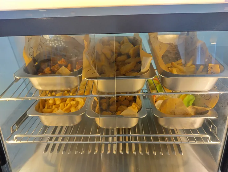 炸物 豆干 雞塊 薯條 甜不辣  杏包菇  蝦餅