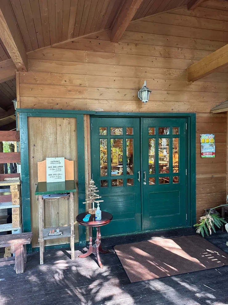 小木屋建築相當溫馨可愛🧡