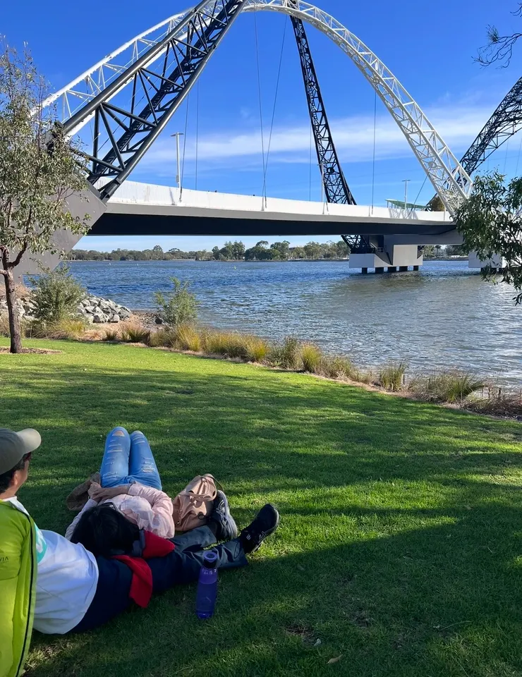 可以這樣享受無所事事的午後美好時光,很幸福