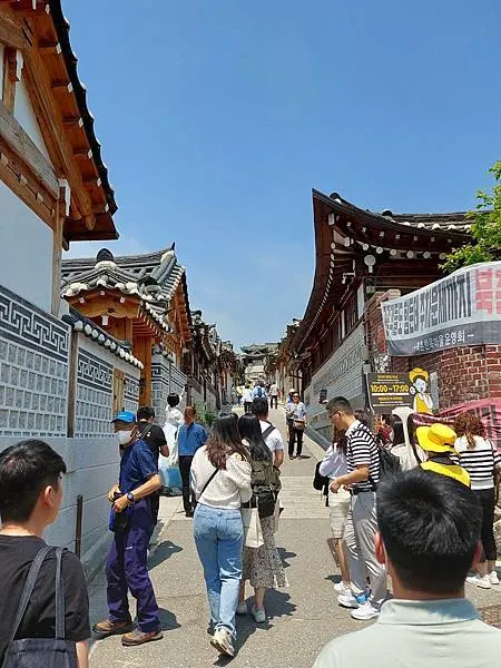 熱鬧的北村韓屋街