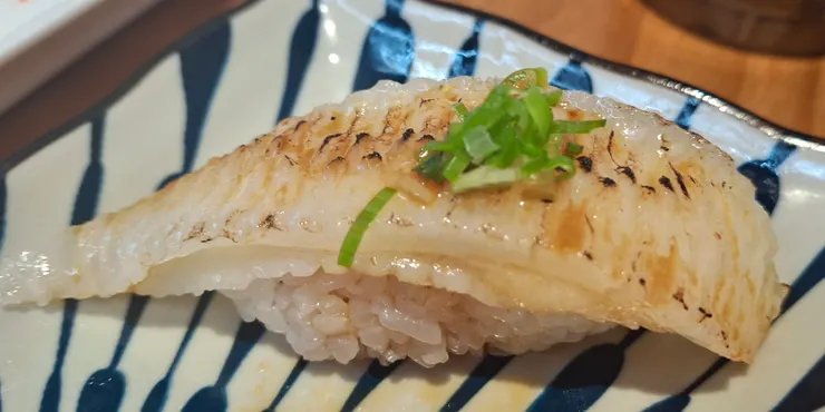 比目魚鰭邊肉握壽司