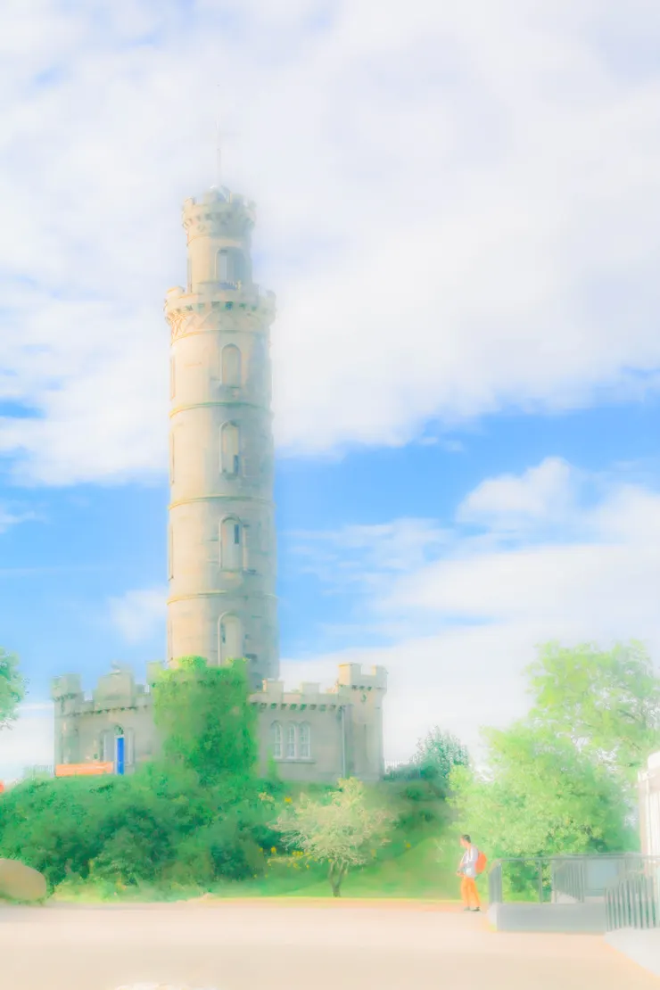 卡爾頓山上的納爾遜紀念塔一景