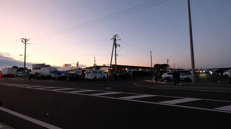 ゆりあげ港朝市