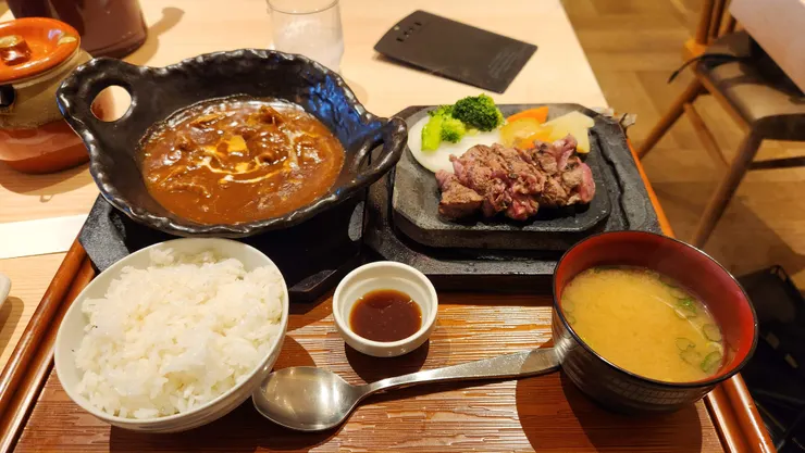 常去岡山站的人對這家應該老熟了