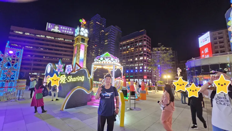 附近的高樓也有畫龍點睛的效果!