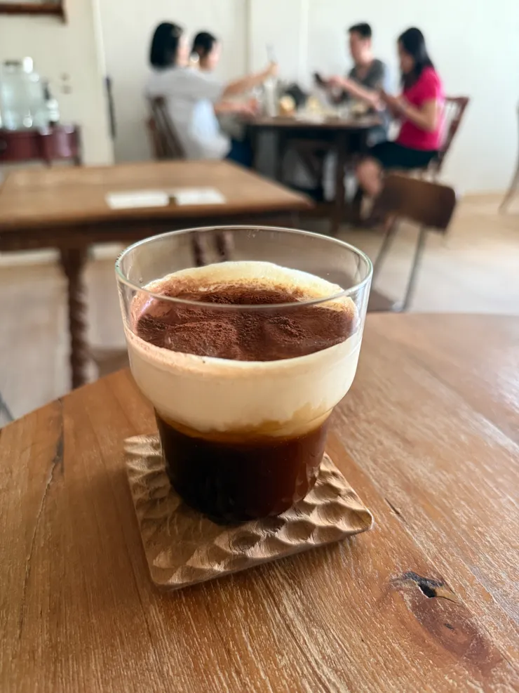 鹽焦糖奶油美式   220元