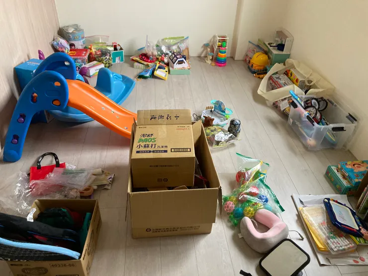 整理一個小時後遊戲室的模樣