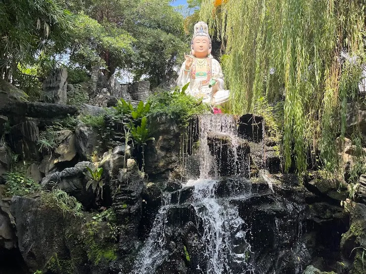 園區內有觀音菩薩造景（圖片截圖於網路）