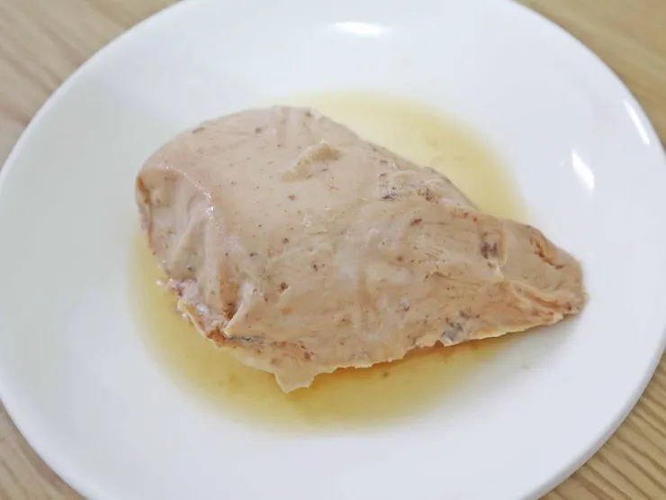 味味A「排骨雞醬香雞胸肉」。