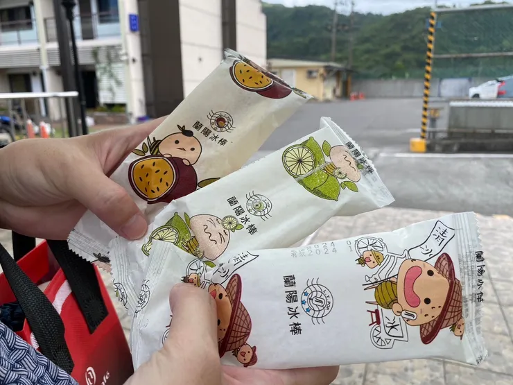 這個冰棒清爽又便宜，真是消暑聖品