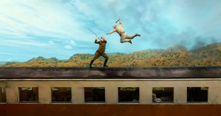 電影《膽大搶金團》劇照。-”Netflix“串流平臺封面。