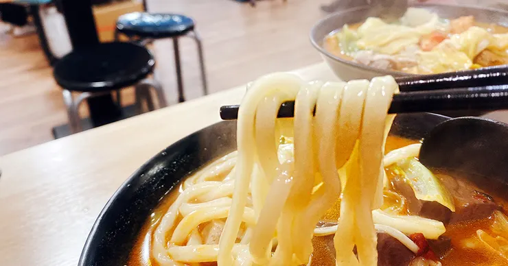 新莊美食推薦2025│四維夜市小吃【辣媽】麻辣/紅燒鴨血臭豆腐（麻辣燙）